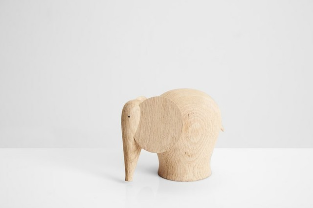 Woud Nunu Elephant, Medium