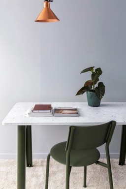 Tiptoe NEW MODERN desk – recycled plastic--16